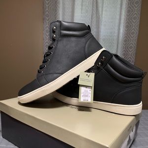 Brand new Mens size 11 Drew sneaker boots by Goodfellow &Co